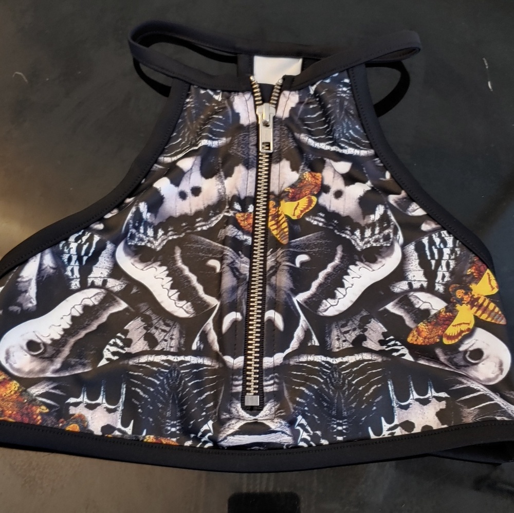 BlackMilk Butterfly Zip Sports Bra Crop Size XS